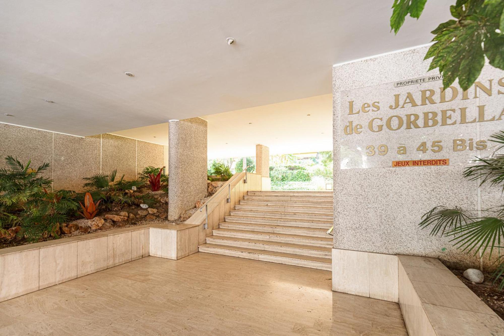 Appartamento 1 Bdr Large Terrace *